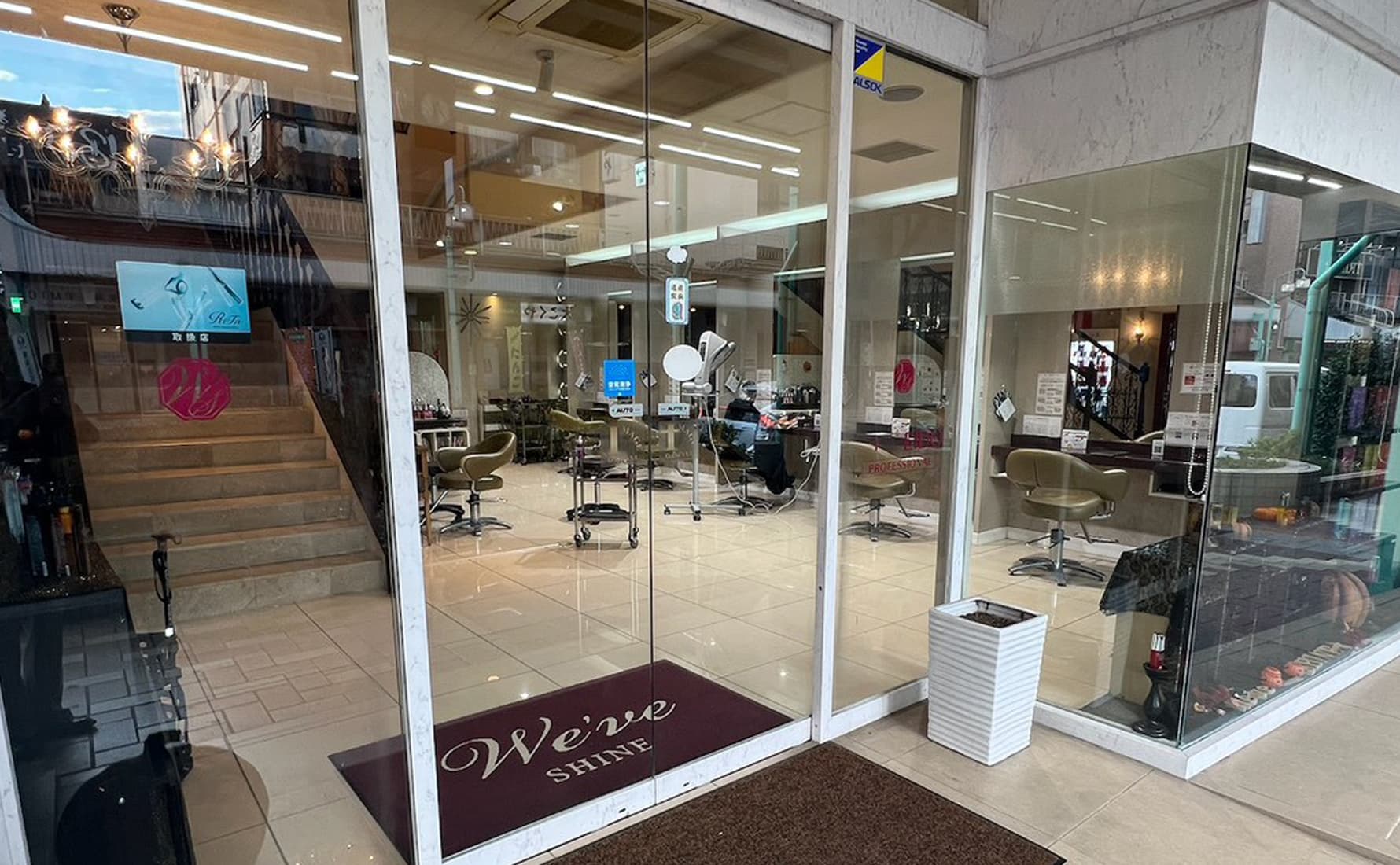 八千代台店の店舗内写真